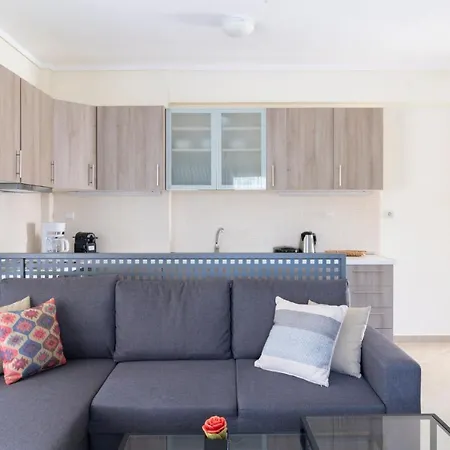 Alexandros Maisonettes & Holiday home Nea Moudania
